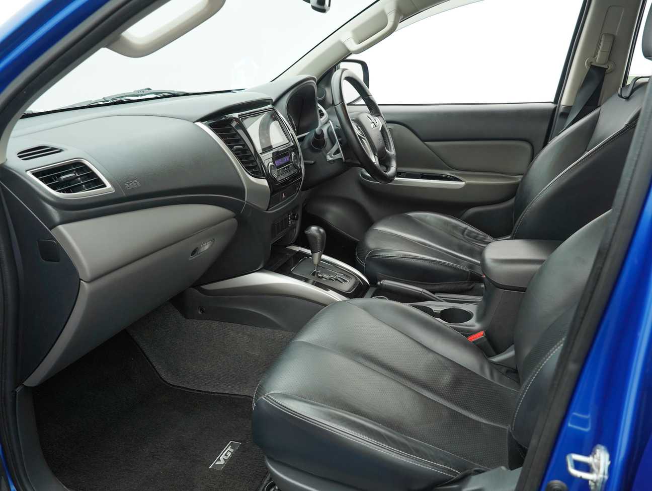 used 2018 Mitsubishi Triton VGT Adventure X Dual Cab 4X4 2.4