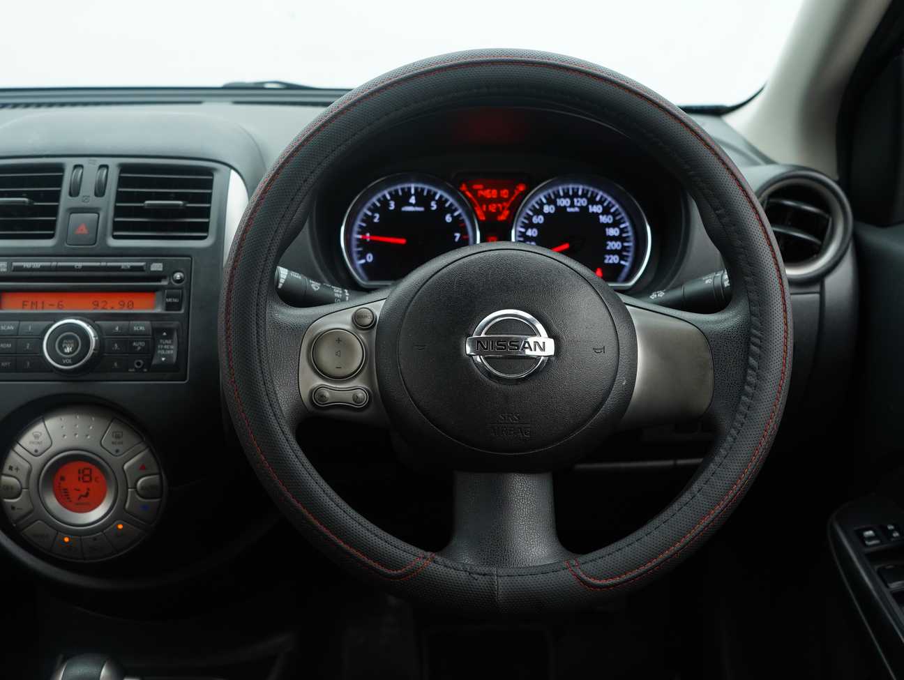 used 2013 Nissan Almera VL 1.5