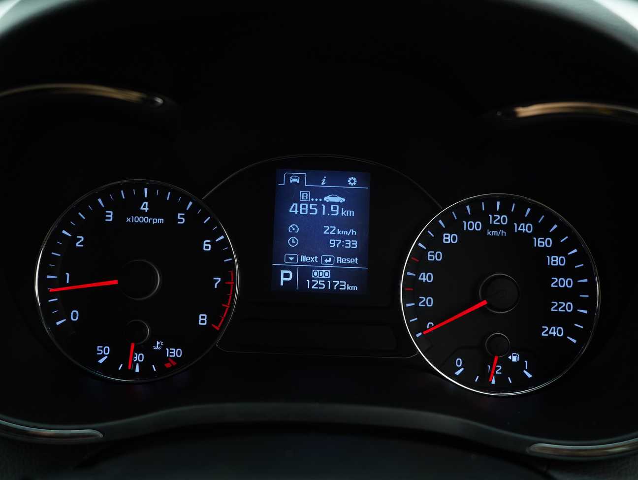 terpakai 2015 Kia Cerato KX 1.6