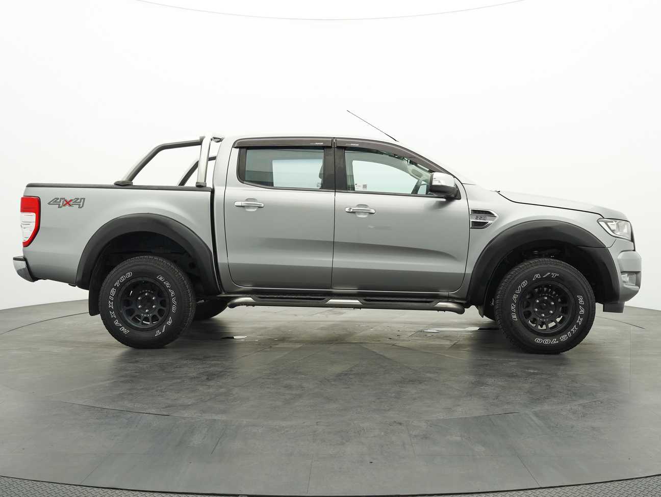 terpakai 2017 Ford Ranger XLT High Rider 2.2