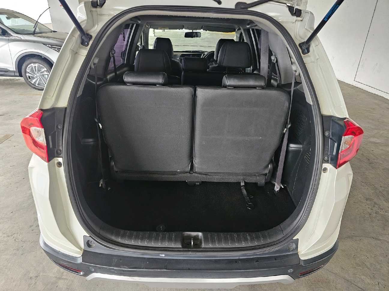 used 2018 Honda BR-V V 1.5