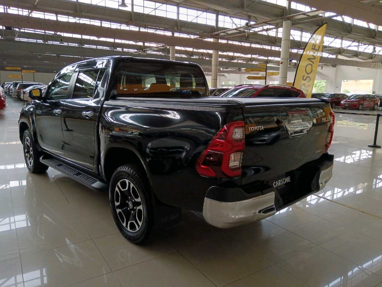 used 2023 Toyota Hilux V Dual Cab 2.4