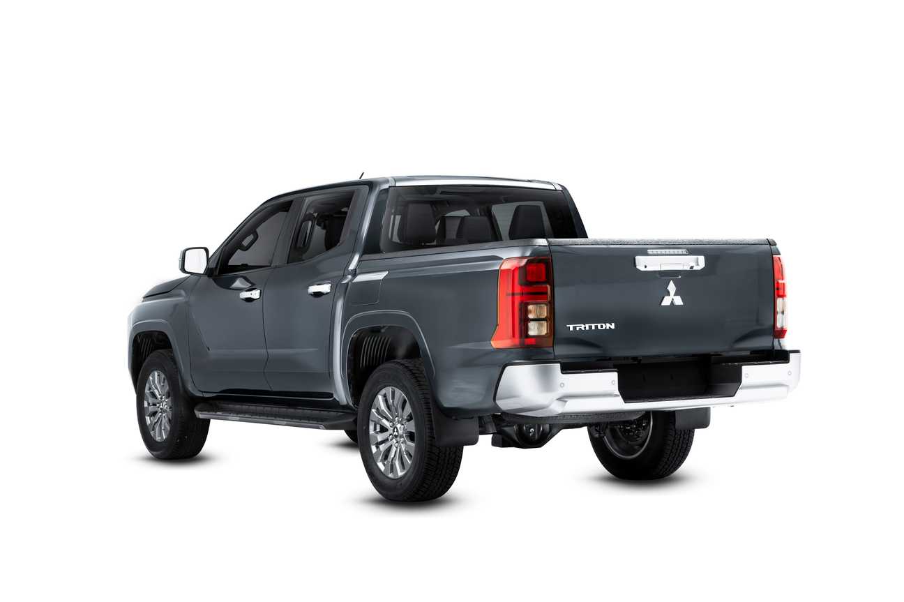 used 2026 Mitsubishi Triton Athlete Dual Cab 4X4 2.4