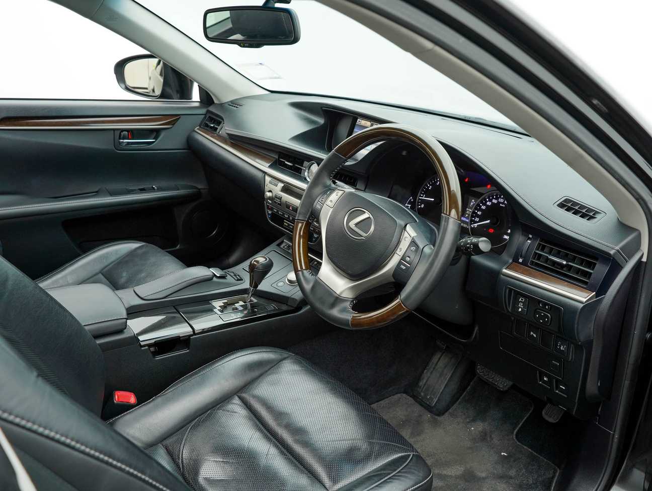 used 2014 Lexus ES250  2.5