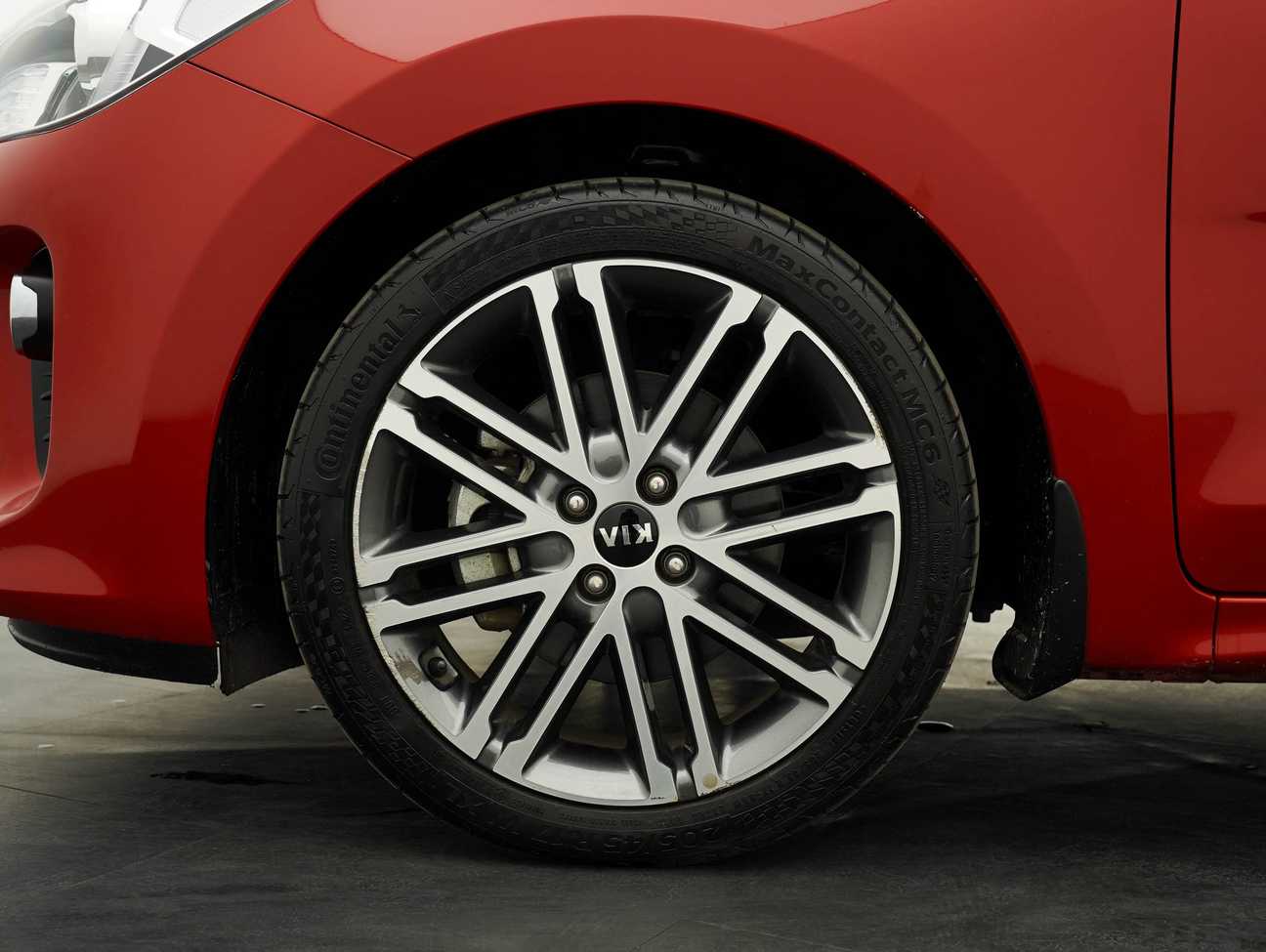 terpakai 2018 Kia Rio EX 1.4