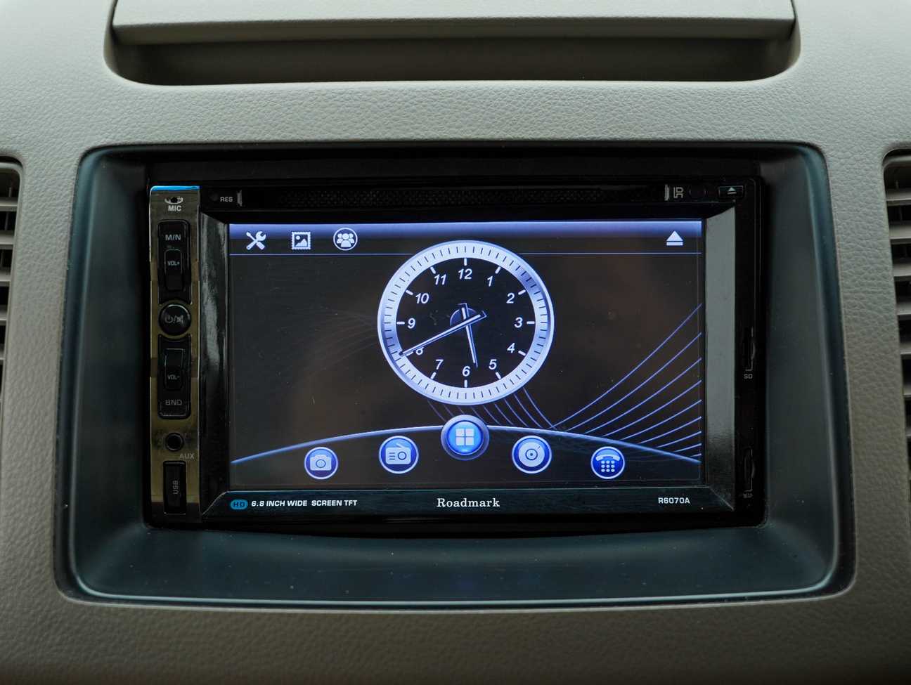 used 2011 Nissan Serena Comfort 2.0