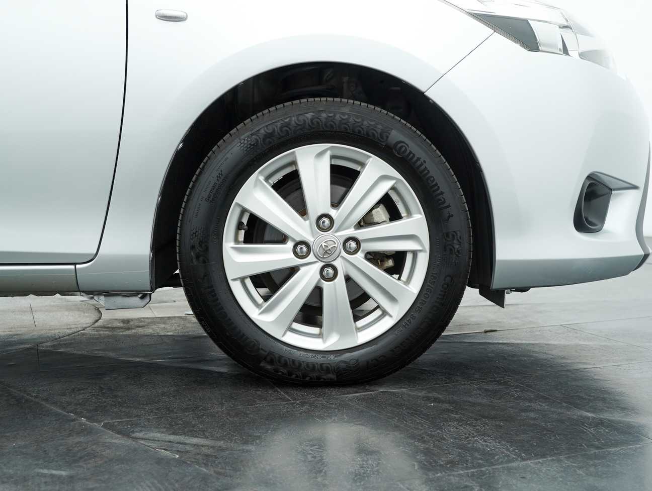 terpakai 2015 Toyota Vios J 1.5
