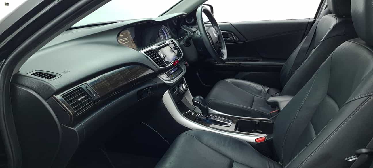 terpakai 2016 Honda ACCORD VTI-L 2.0