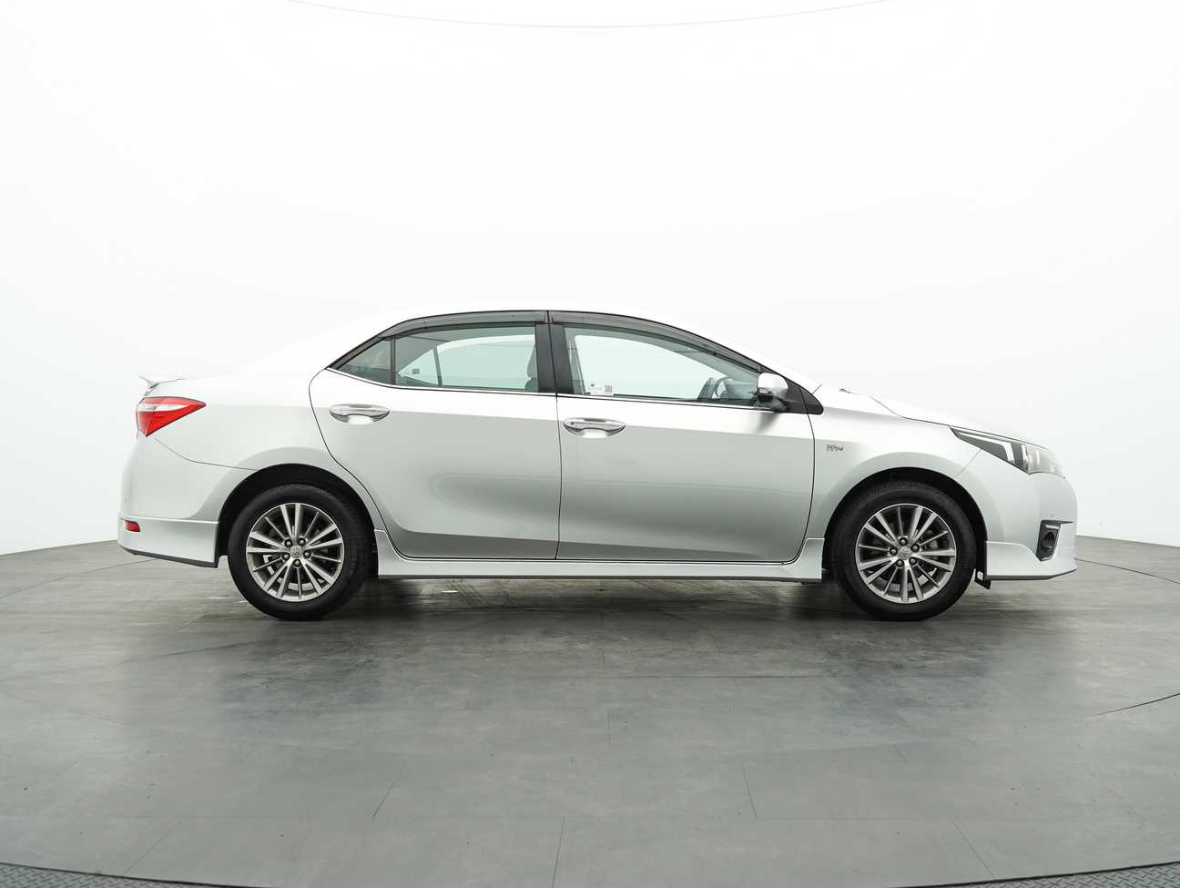 used 2016 Toyota COROLLA ALTIS G 1.8