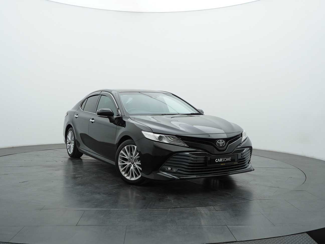 used 2019 Toyota Camry V 2.5