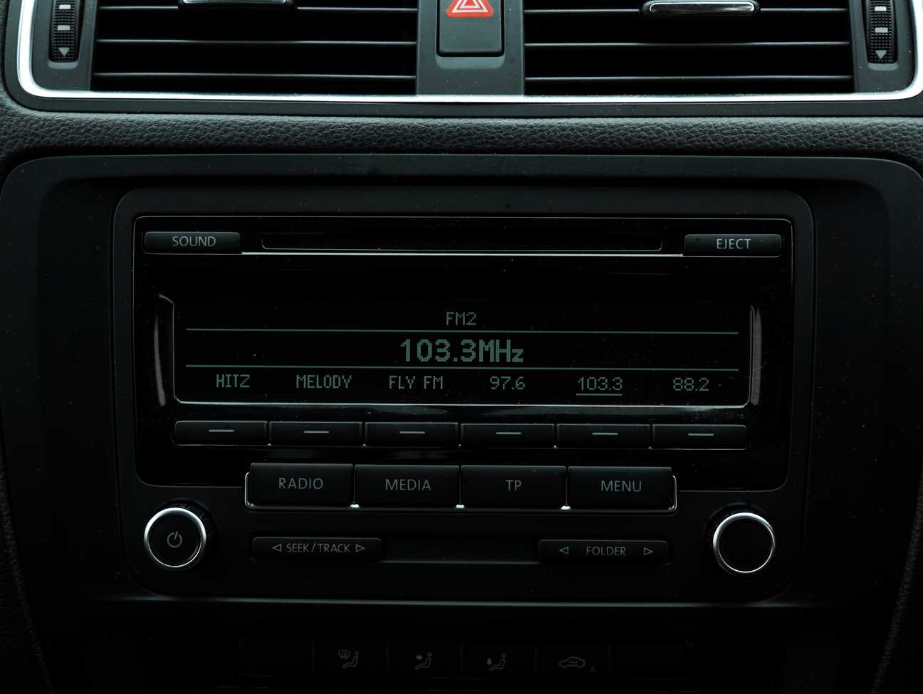 terpakai 2012 Volkswagen Jetta TSI 1.4