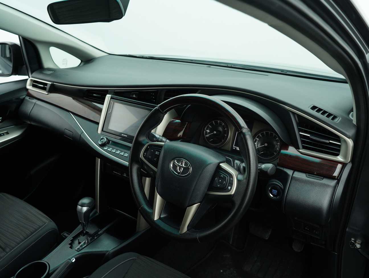 used 2017 Toyota Innova G 2.0