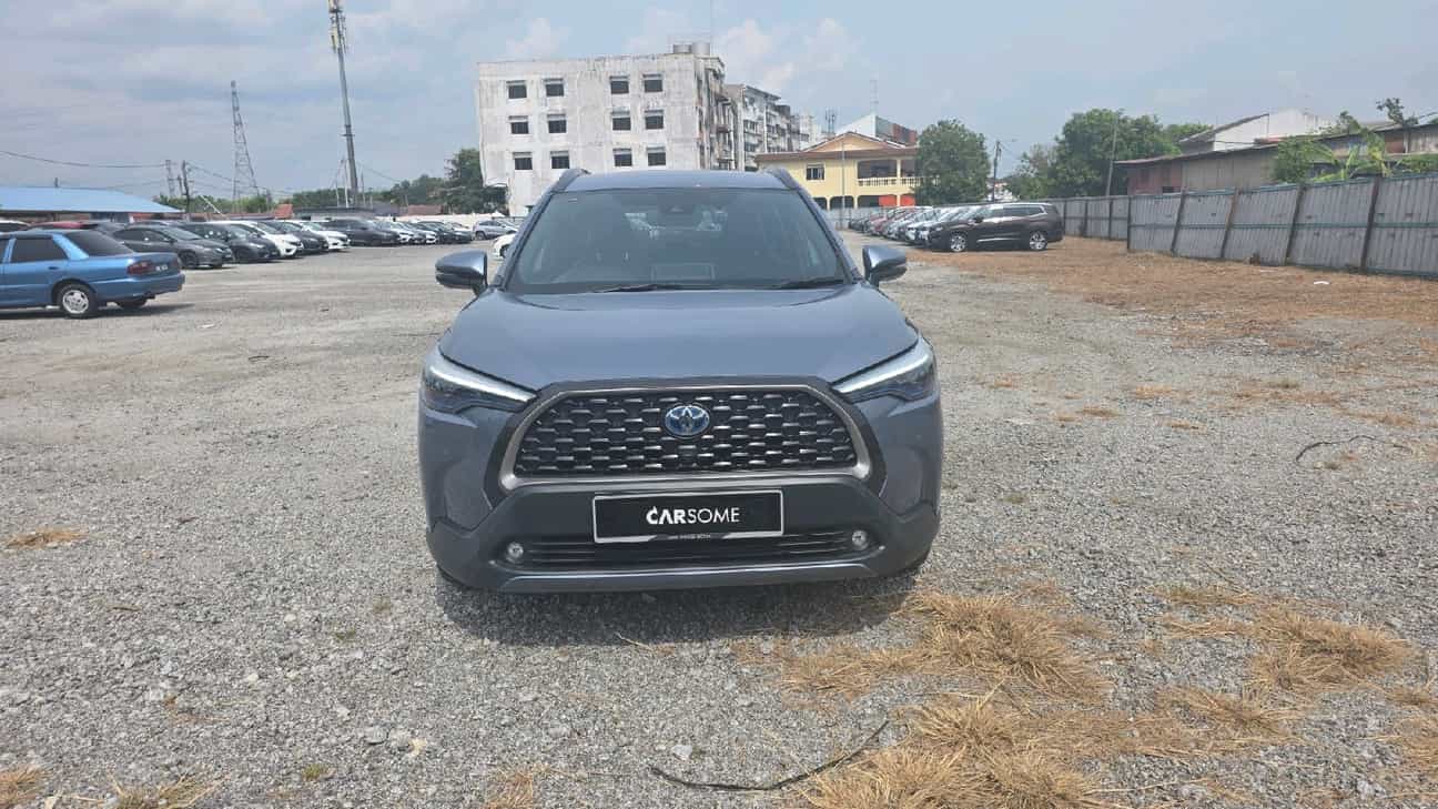 terpakai 2022 Toyota Corolla Cross Hybrid 1.8