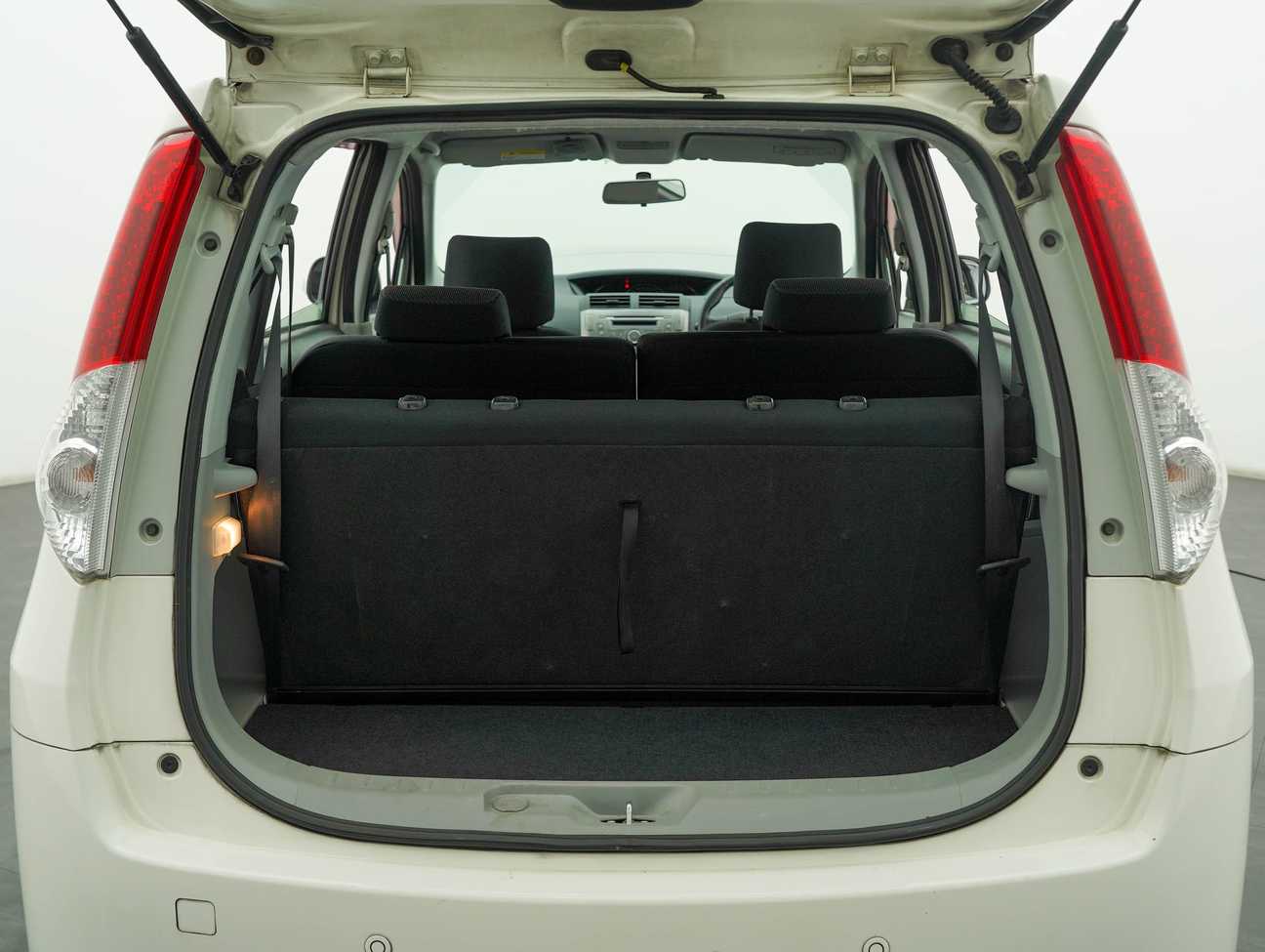 terpakai 2013 Perodua Alza EZi 1.5
