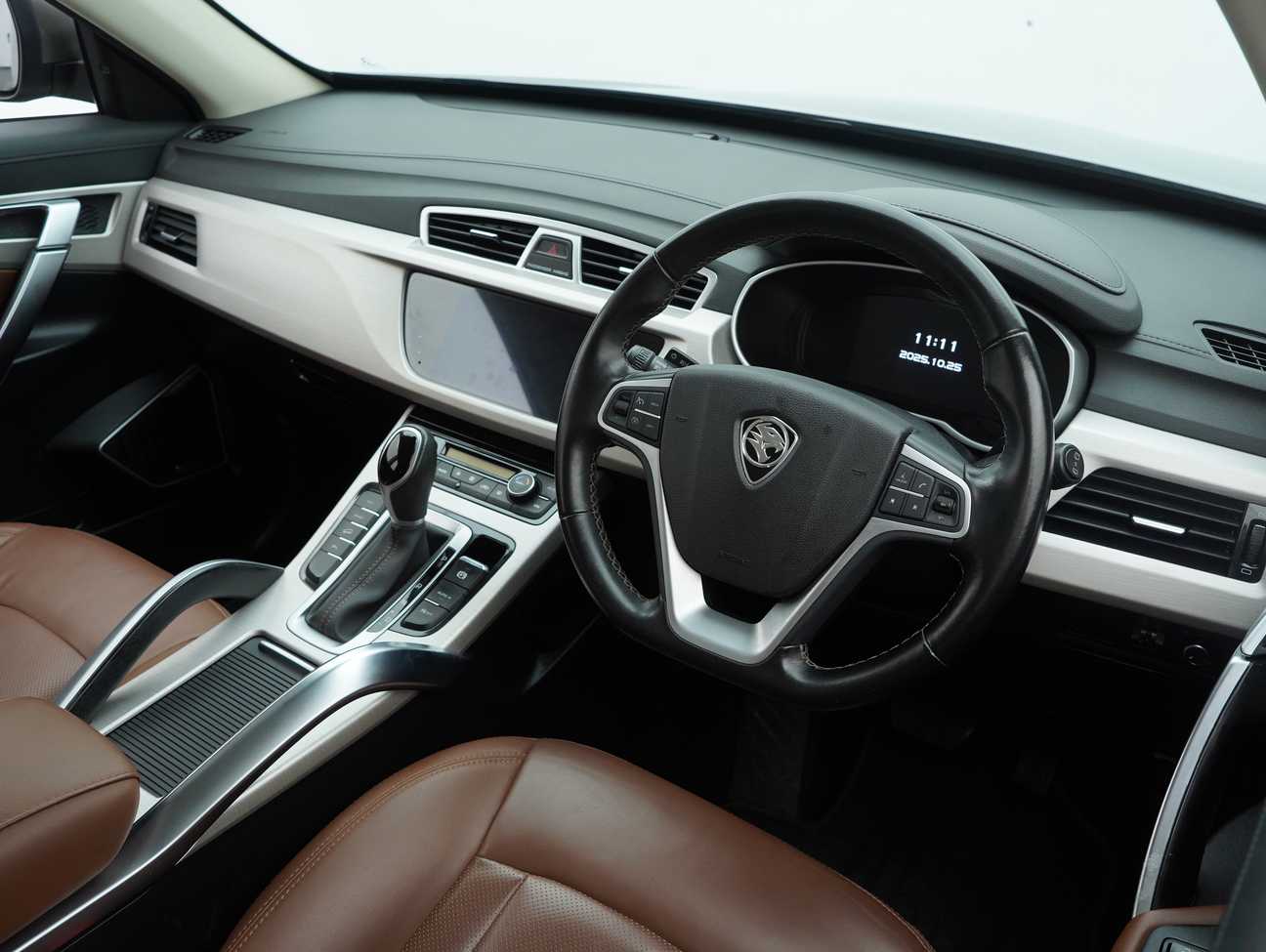 used 2019 Proton X70 Premium 1.8