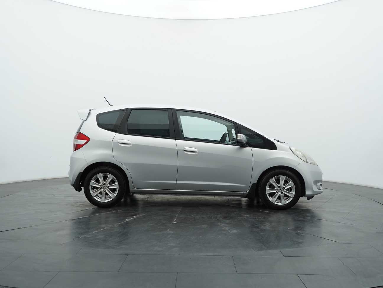 terpakai 2013 Honda Jazz  1.5