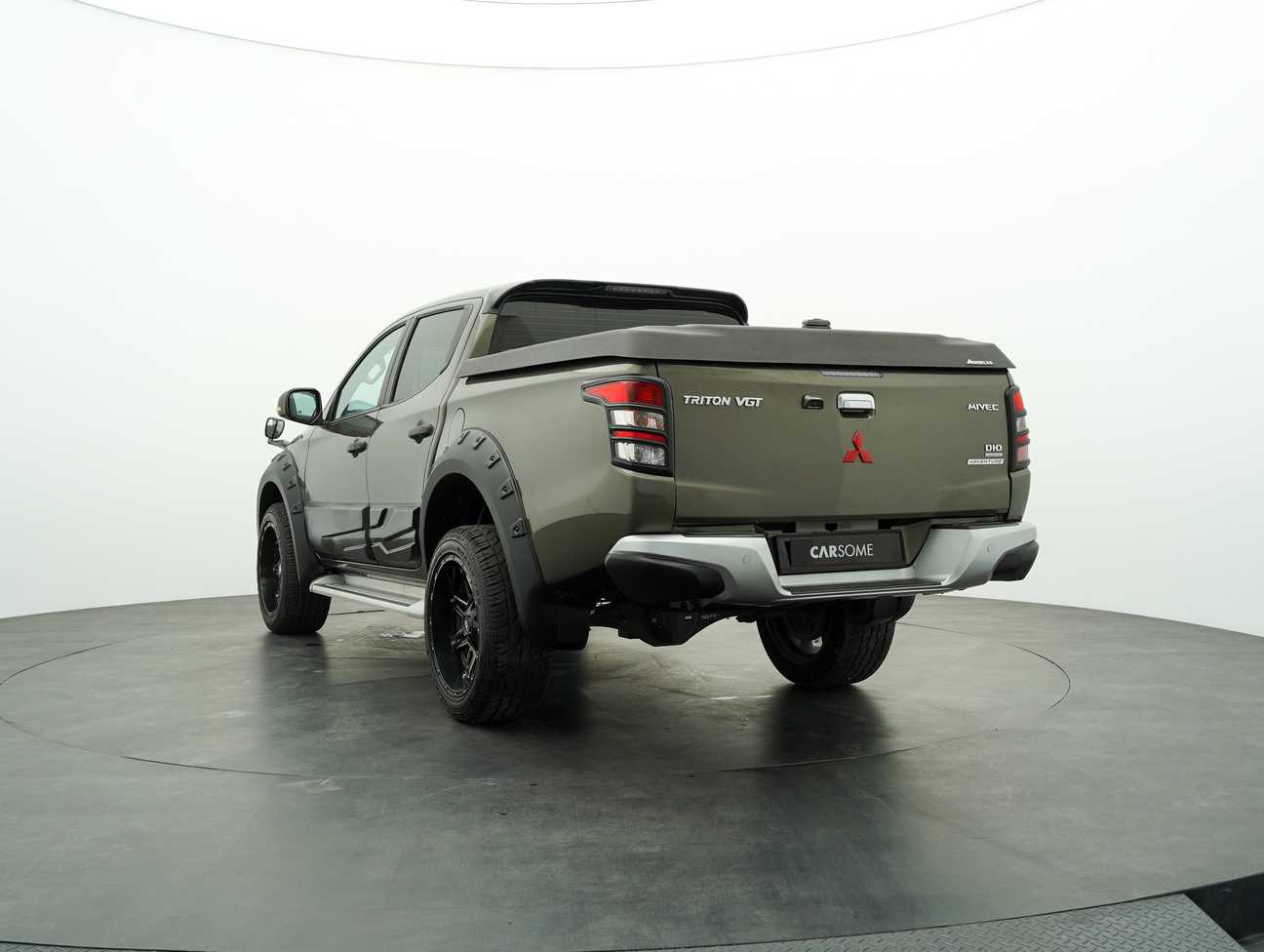 terpakai 2017 Mitsubishi TRITON VGT HS 4WD DC 2.4