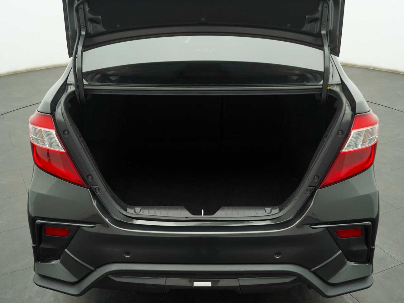 terpakai 2020 Perodua Bezza Advance 1.3