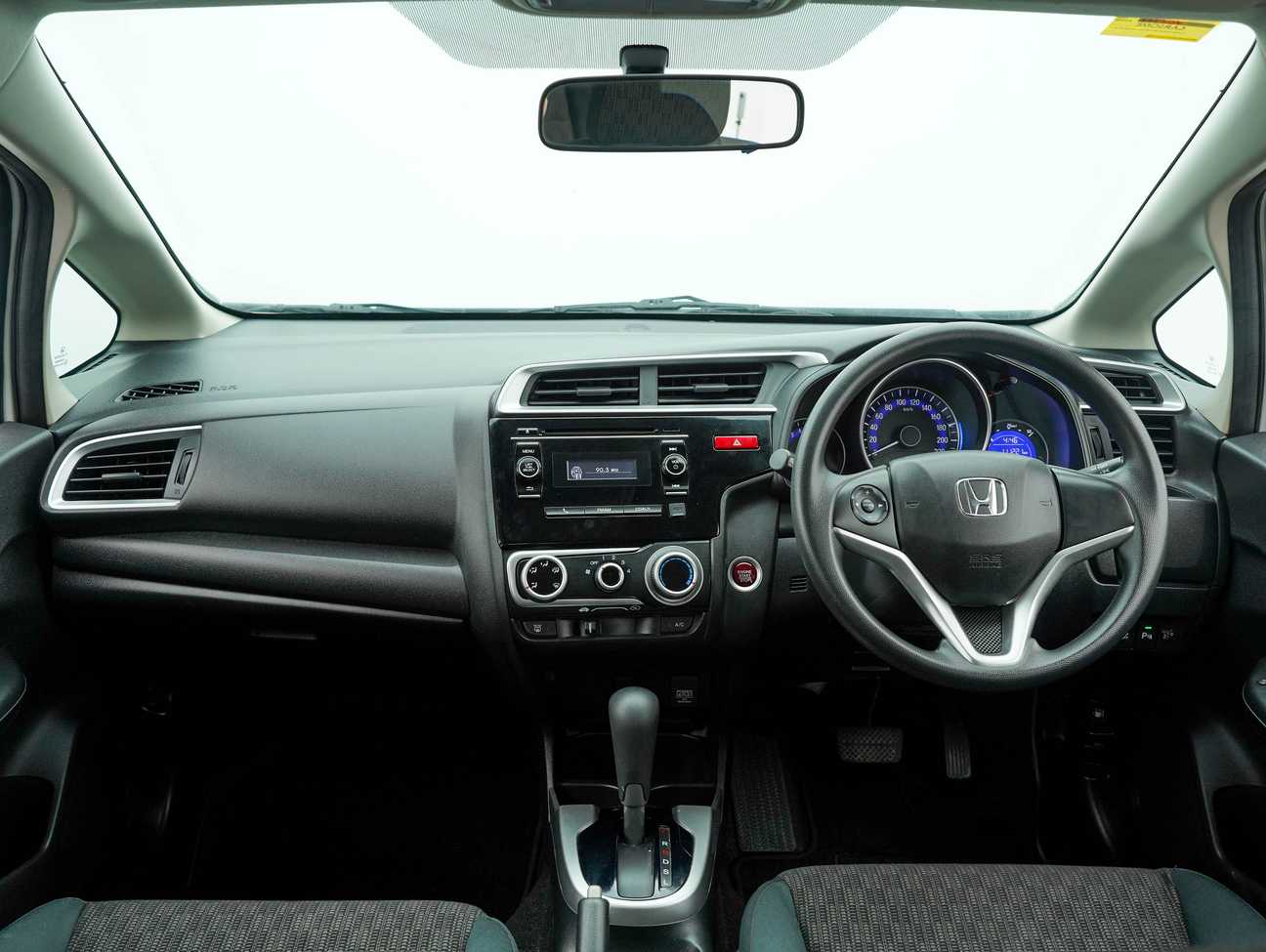 used 2016 Honda Jazz E 1.5