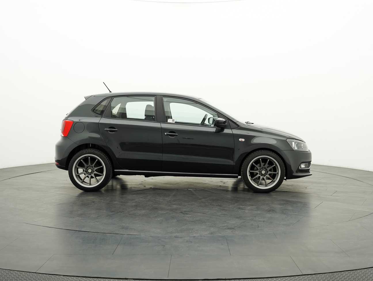 used 2015 Volkswagen Polo  1.6