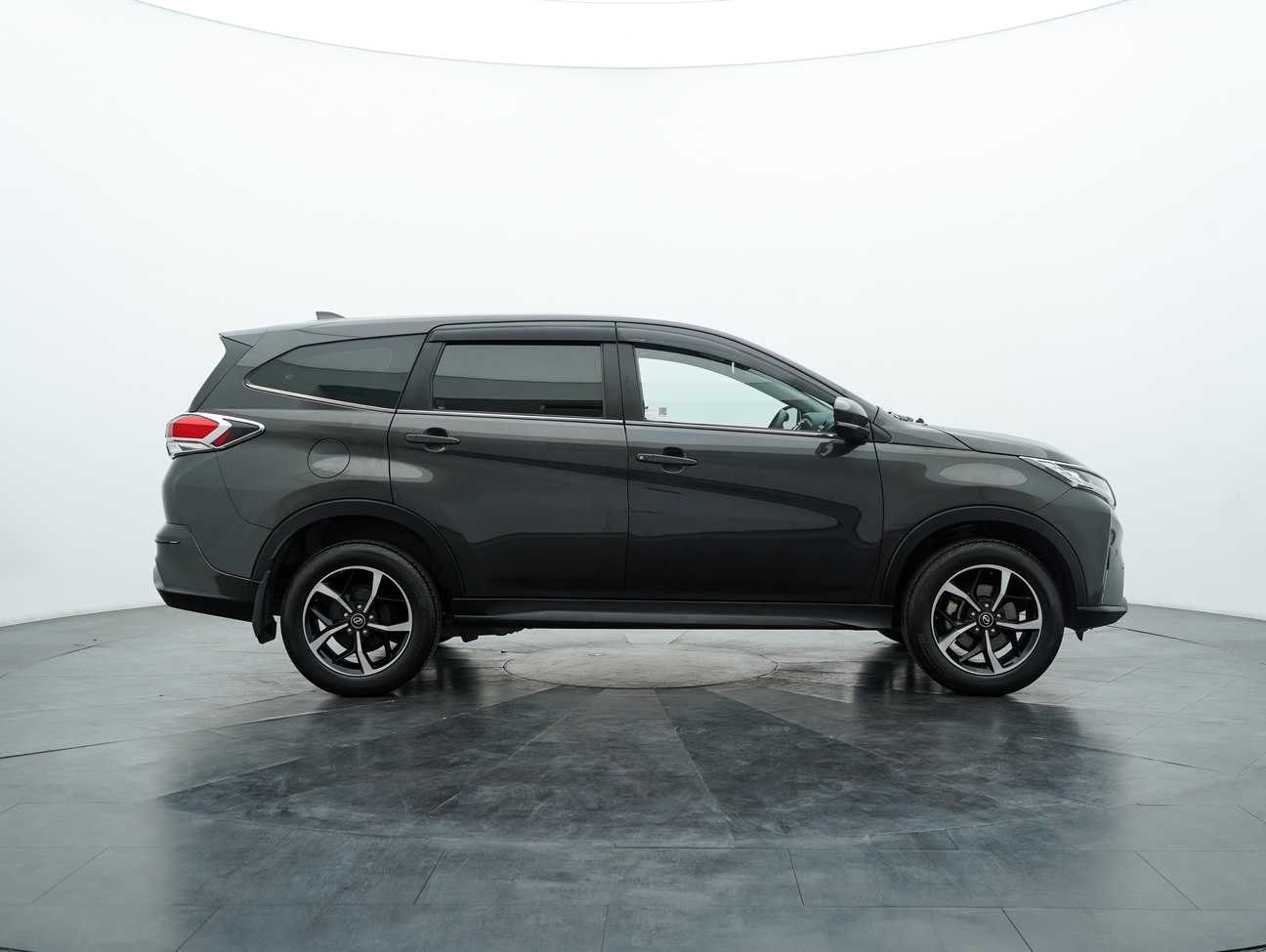 used 2020 Perodua Aruz X 1.5
