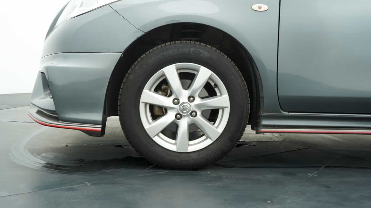 terpakai 2014 Nissan ALMERA E 1.5
