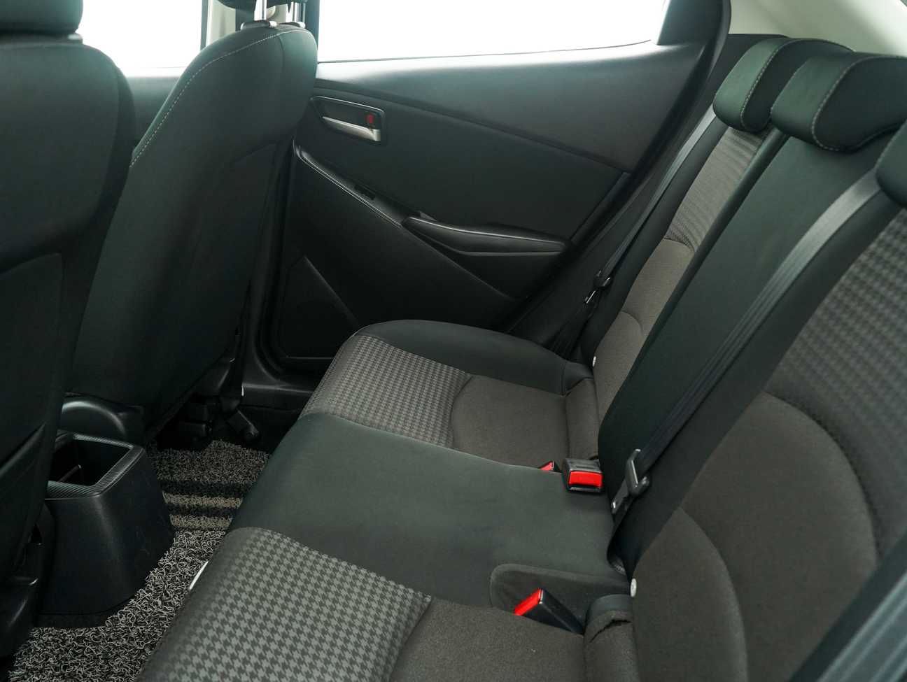 terpakai 2019 Mazda 2 SKYACTIV-G Mid Spec 1.5