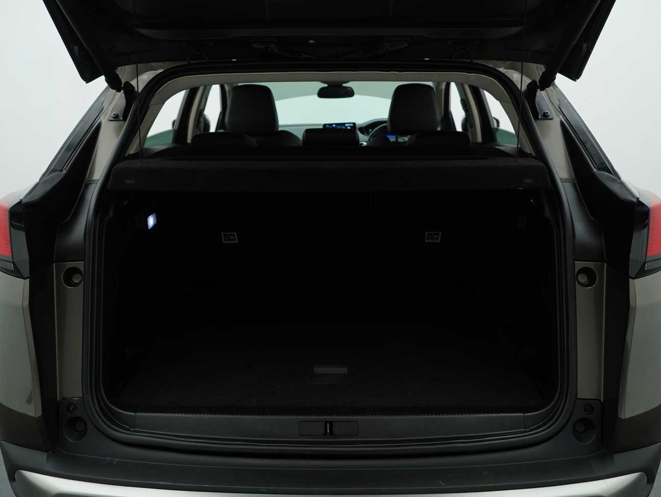 used 2020 Peugeot 3008 THP Plus Allure 1.6