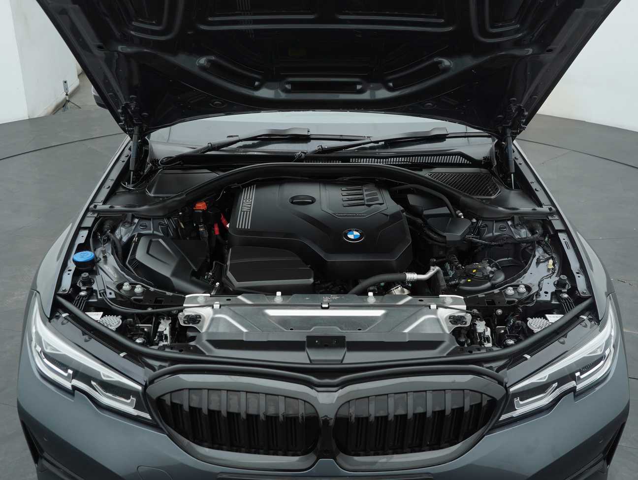 used 2021 BMW 320i Sport 2.0