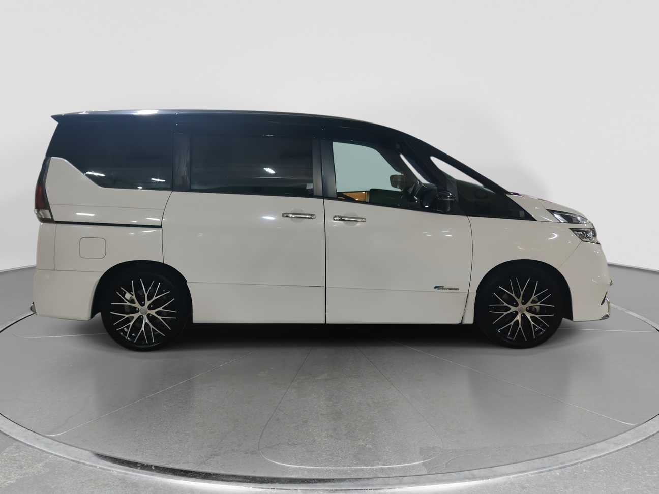 used 2020 Nissan Serena S-Hybrid High-Way Star J Impul 2.0