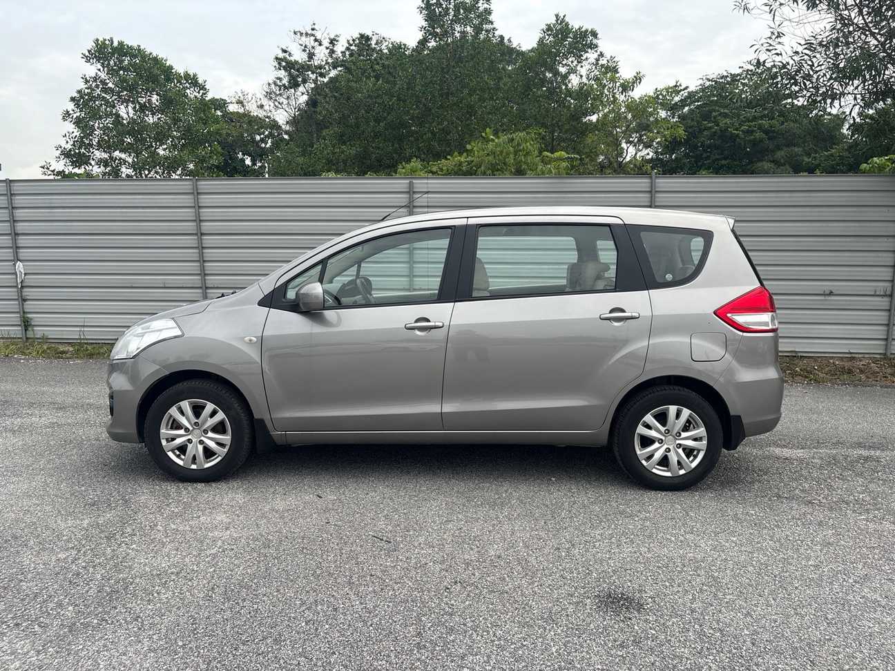 terpakai 2016 Proton Ertiga Executive 1.4