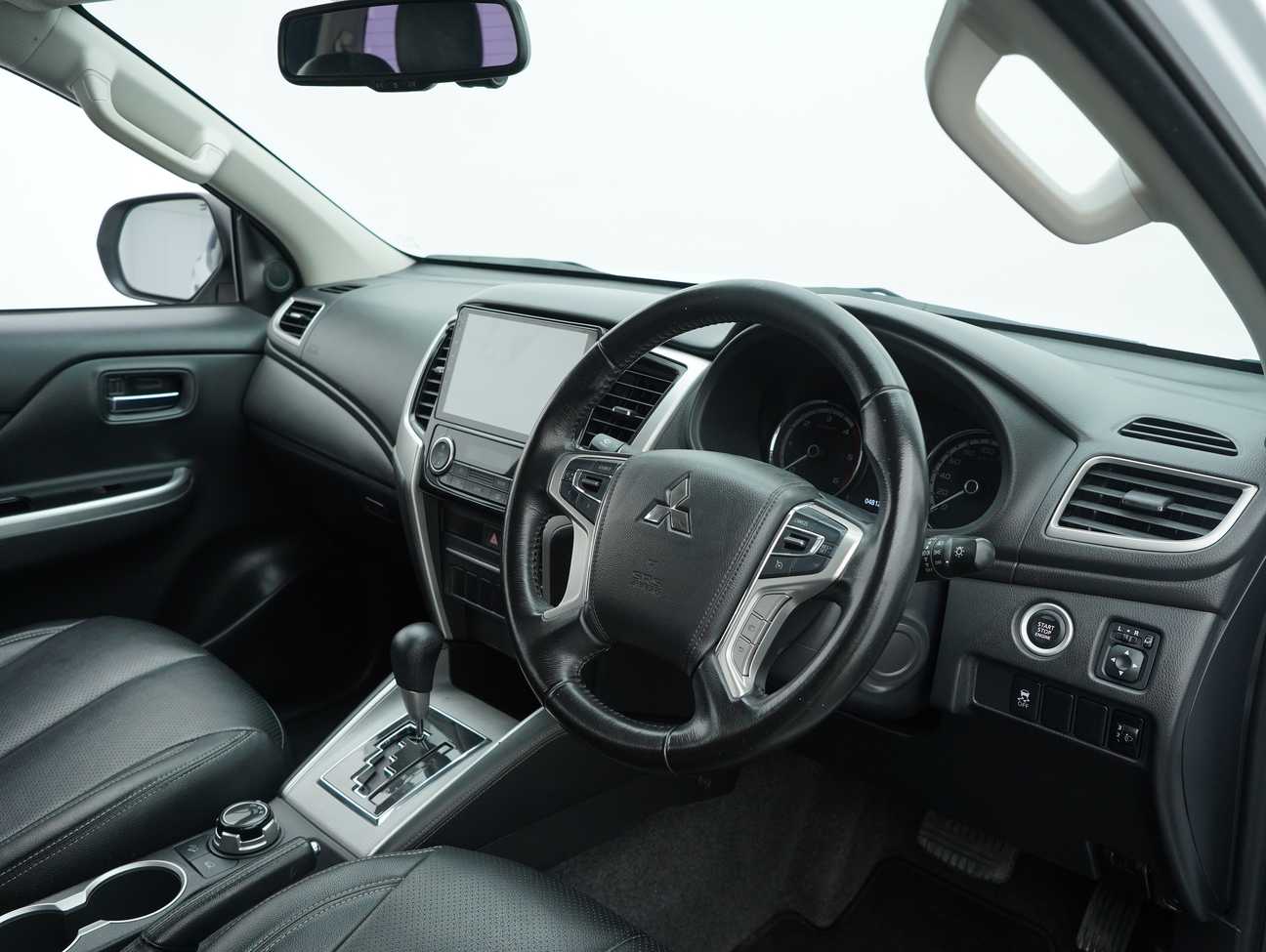 used 2023 Mitsubishi Triton VGT Phantom Dual Cab 4X4 2.4