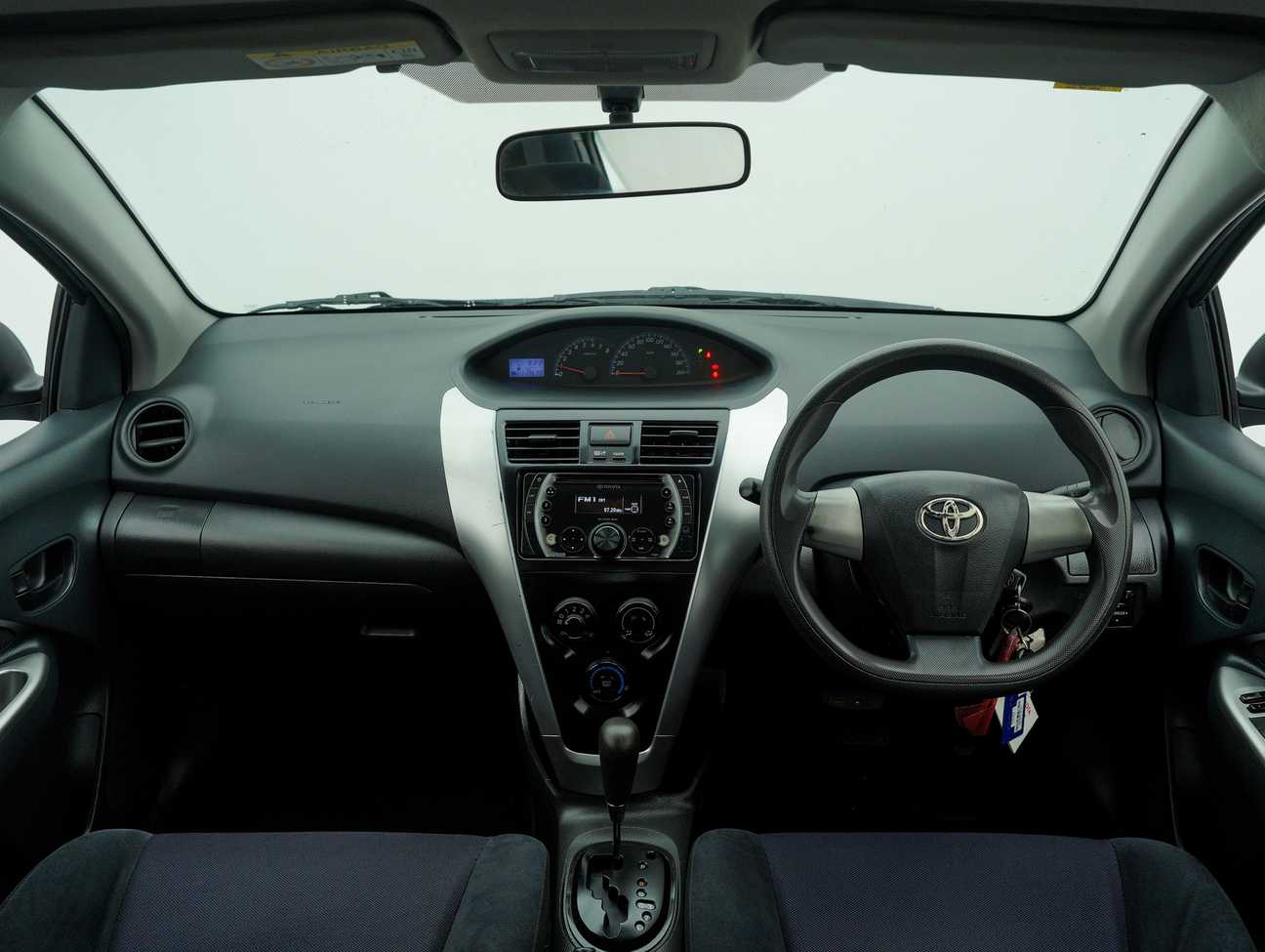 terpakai 2013 Toyota Vios E 1.5