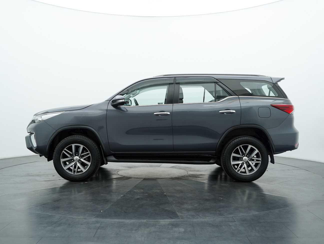 terpakai 2017 Toyota Fortuner SRZ 2.7