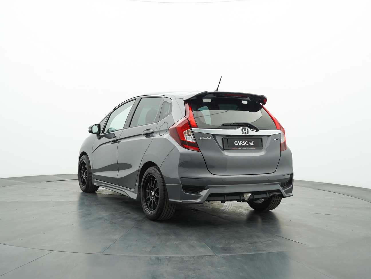 used 2018 Honda JAZZ V 1.5