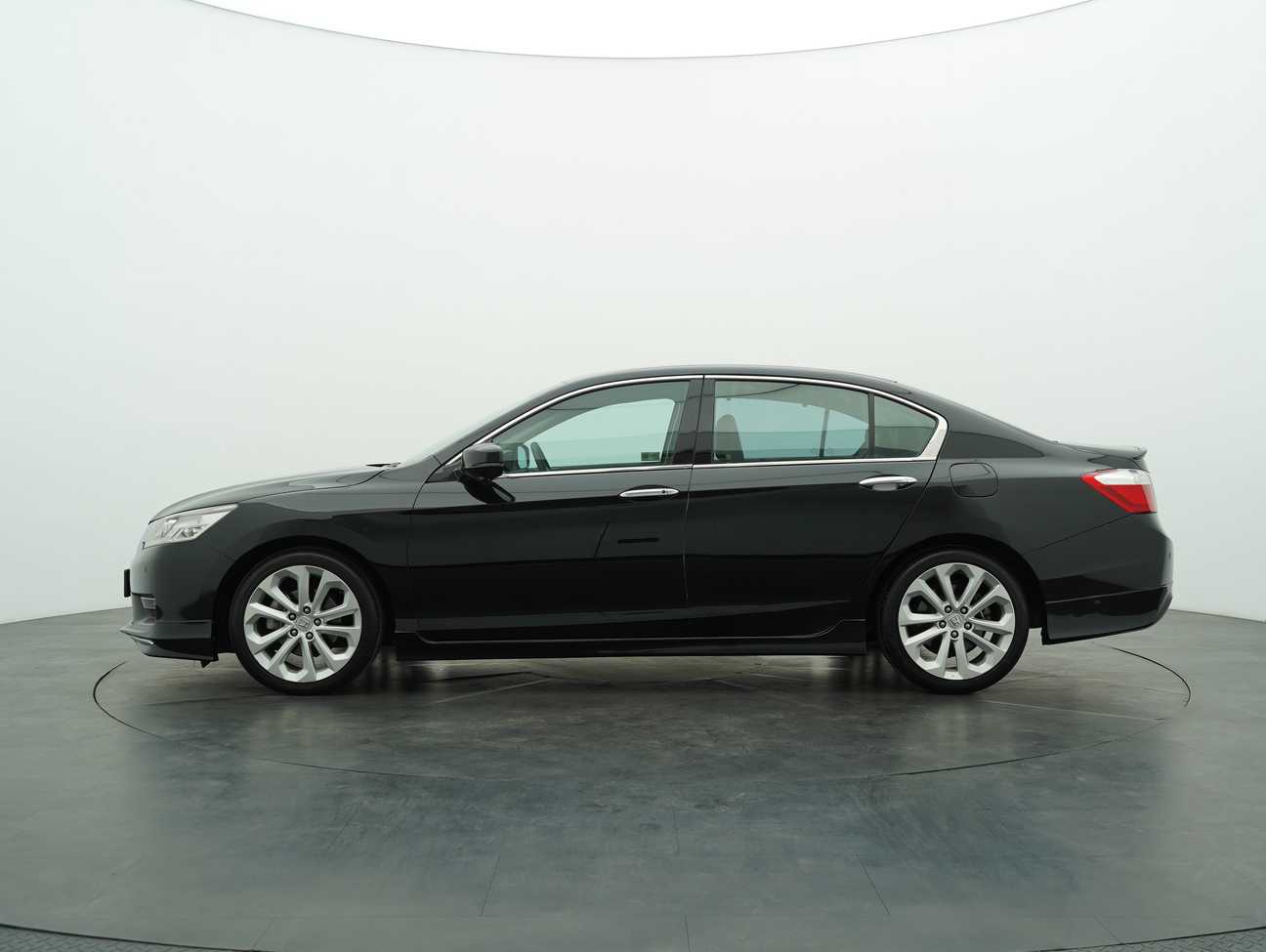 used 2014 Honda Accord VTi-L 2.4