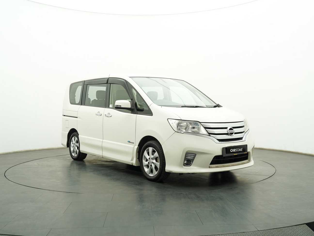 used 2013 Nissan Serena S-Hybrid High-Way Star 2.0