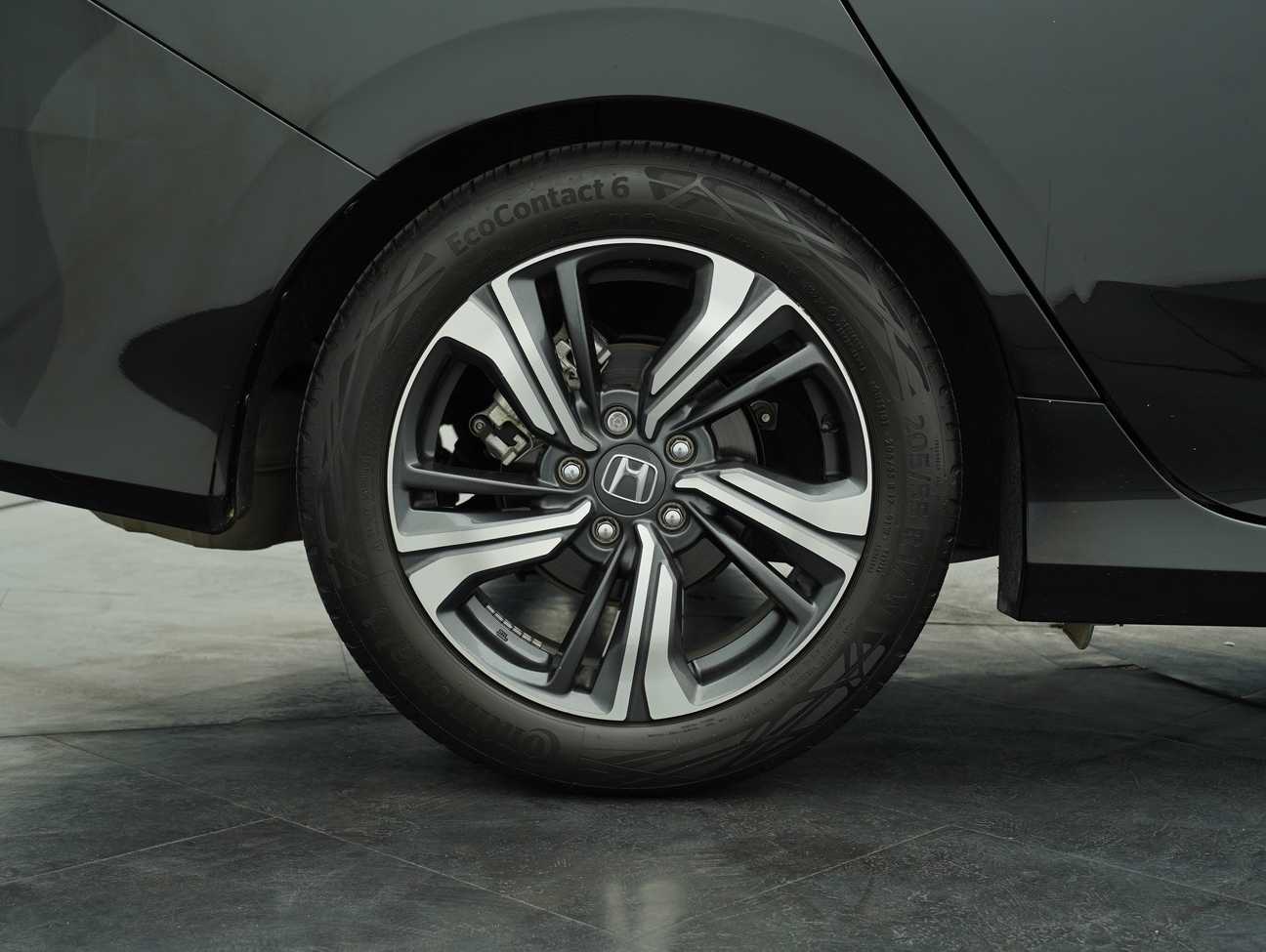 terpakai 2020 Honda Civic TC VTEC 1.5