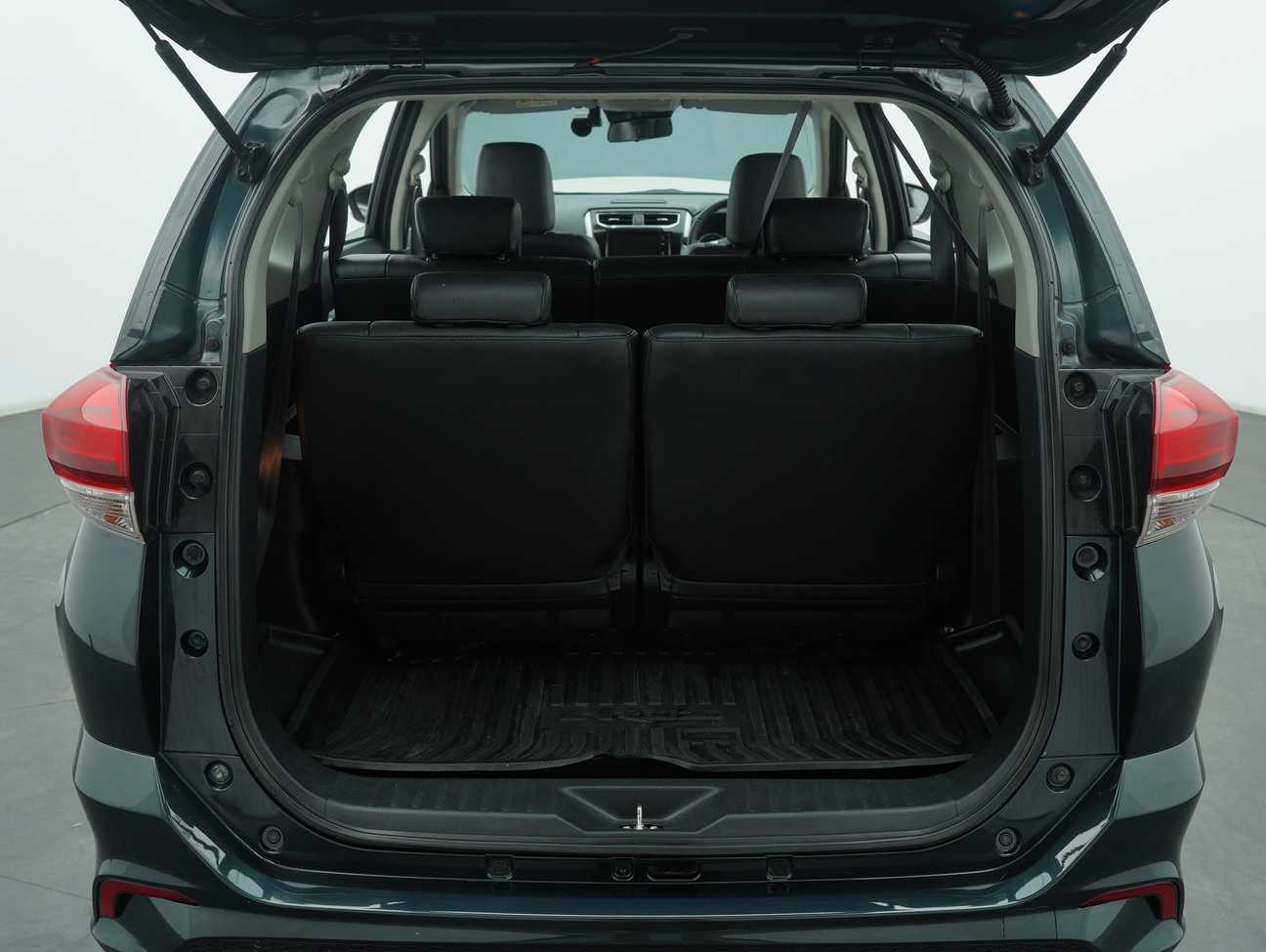 terpakai 2020 Perodua Aruz AV 1.5