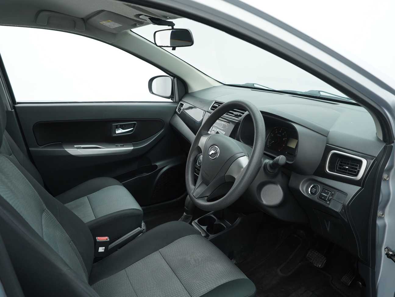 terpakai 2017 Perodua Bezza X Premium 1.3