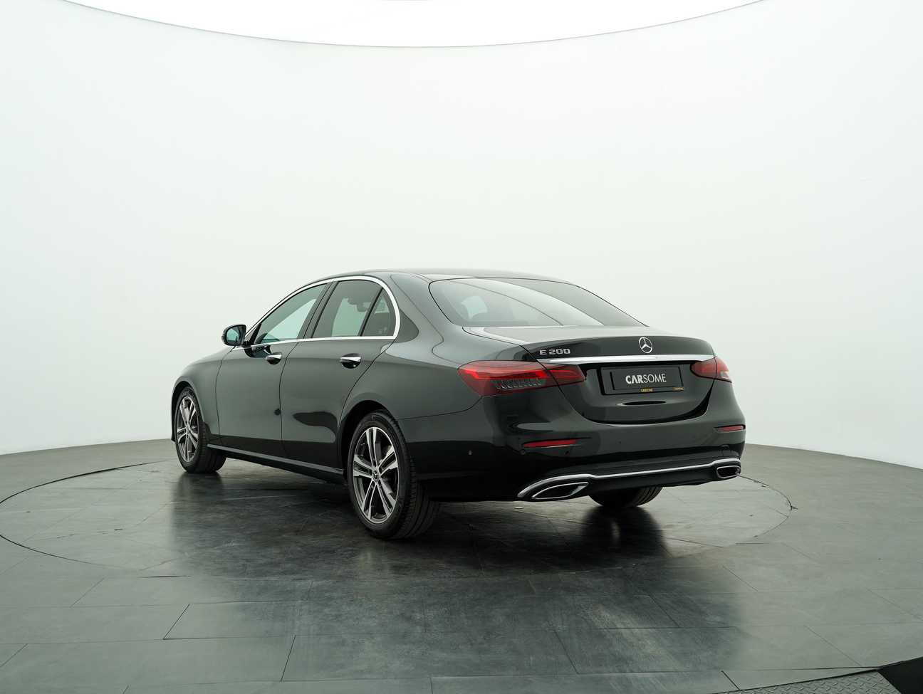 used 2022 Mercedes-Benz E200 Avantgarde 2.0