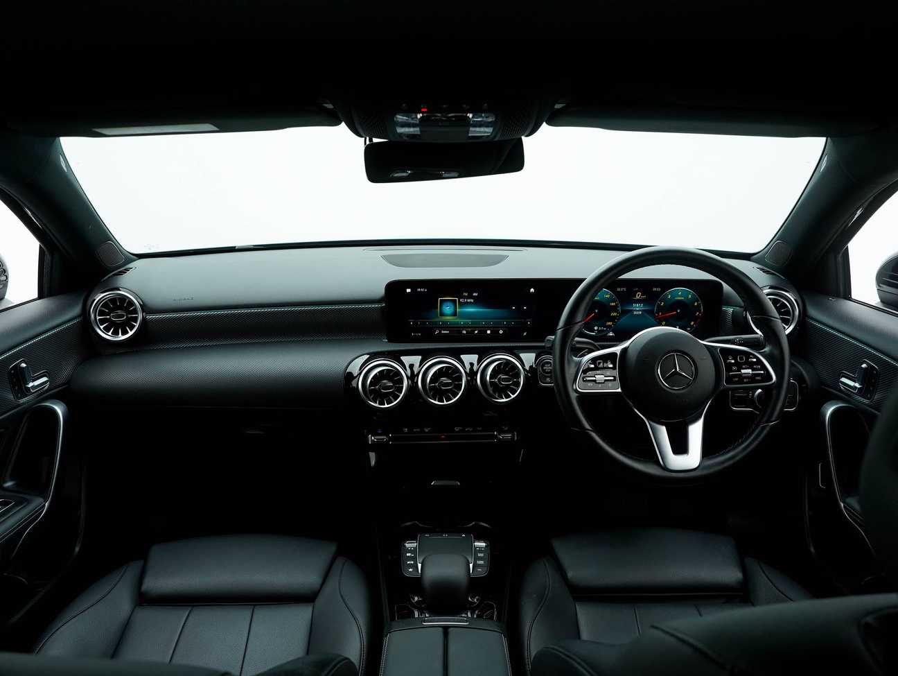 used 2022 Mercedes-Benz A200 Progressive Line 1.3