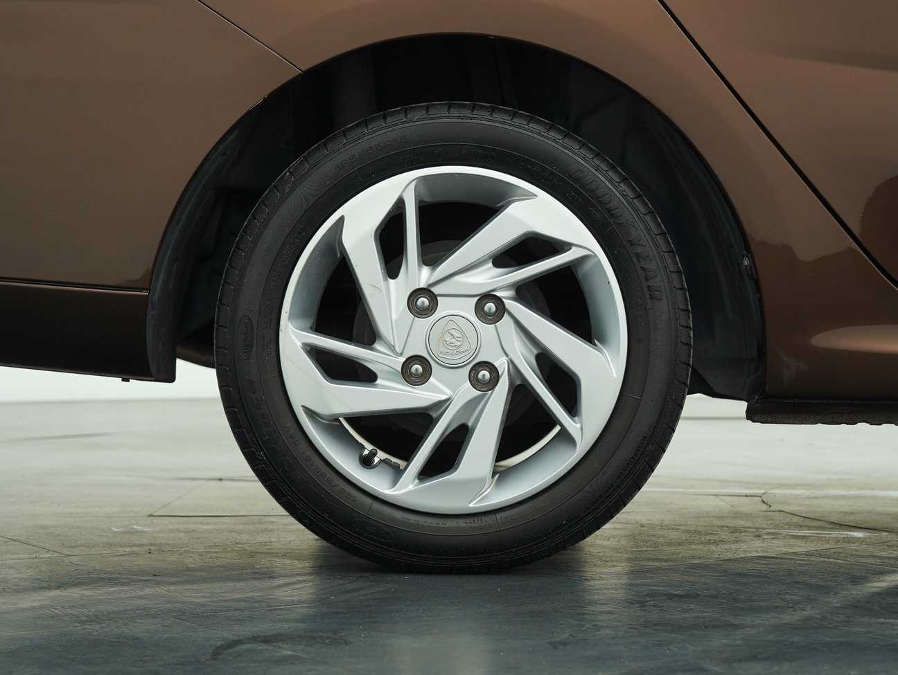 terpakai 2017 Proton Persona Premium 1.6