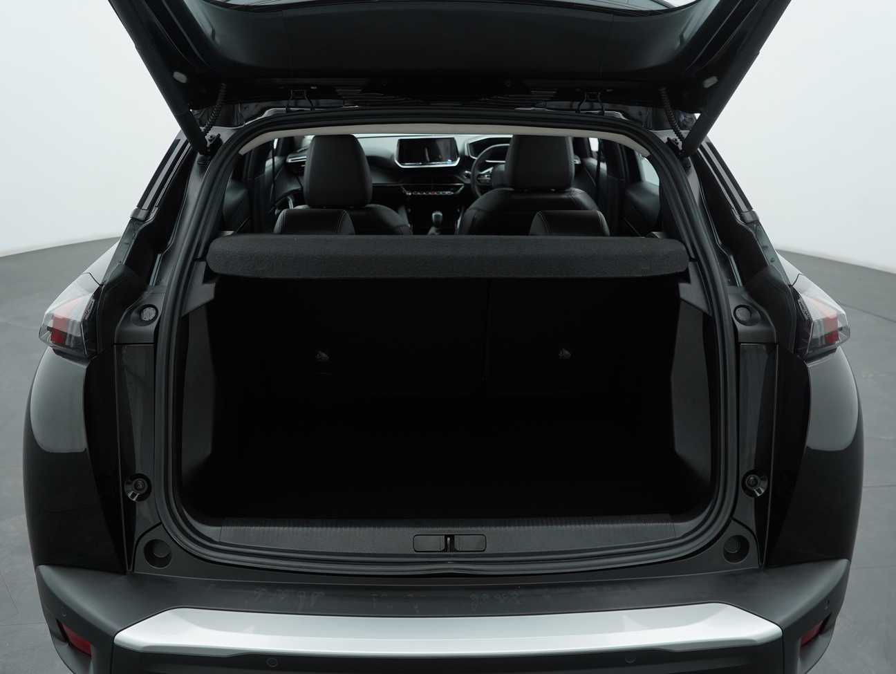 used 2025 Peugeot 2008 Allure 1.2