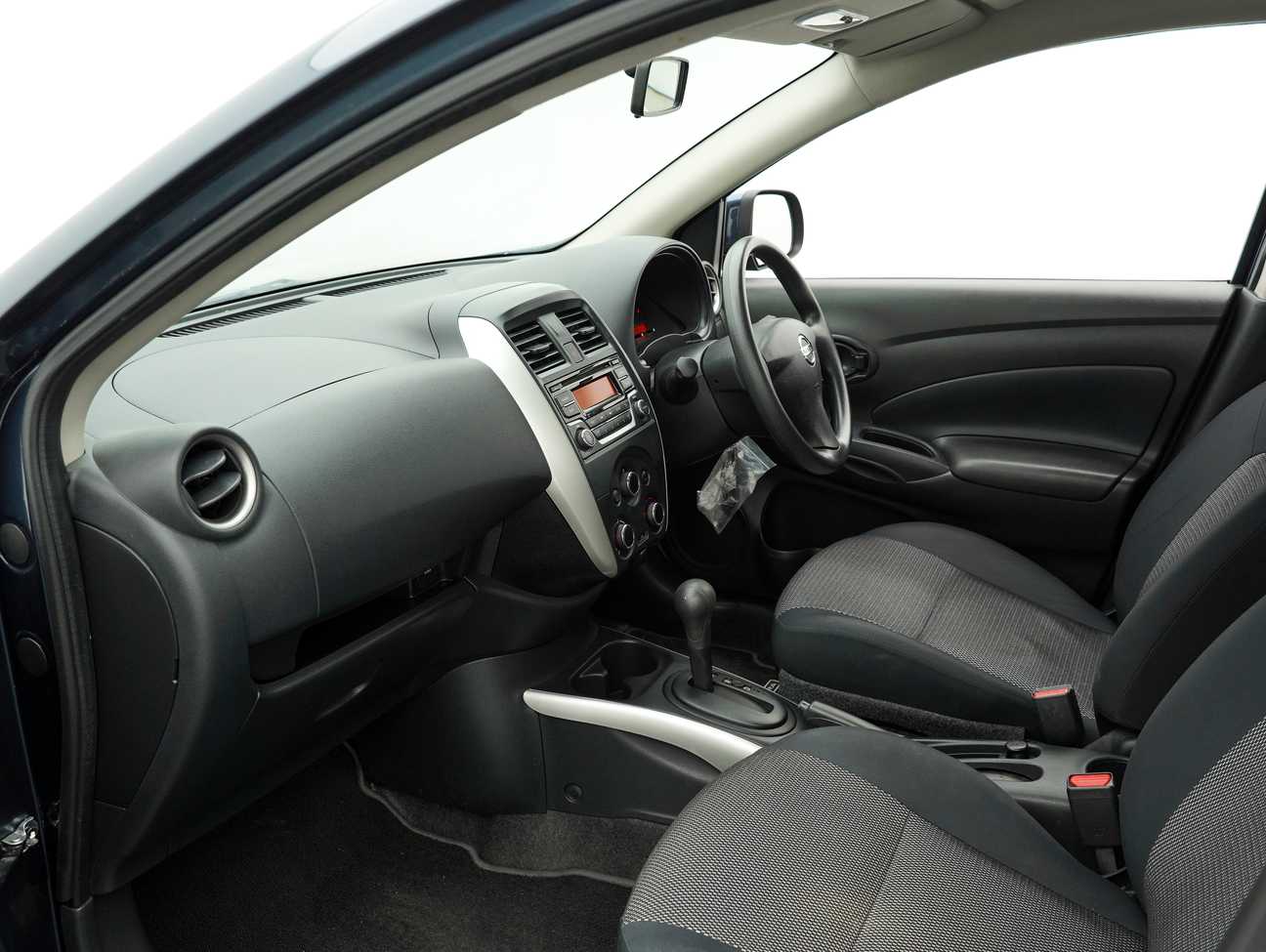 terpakai 2017 Nissan Almera E 1.5