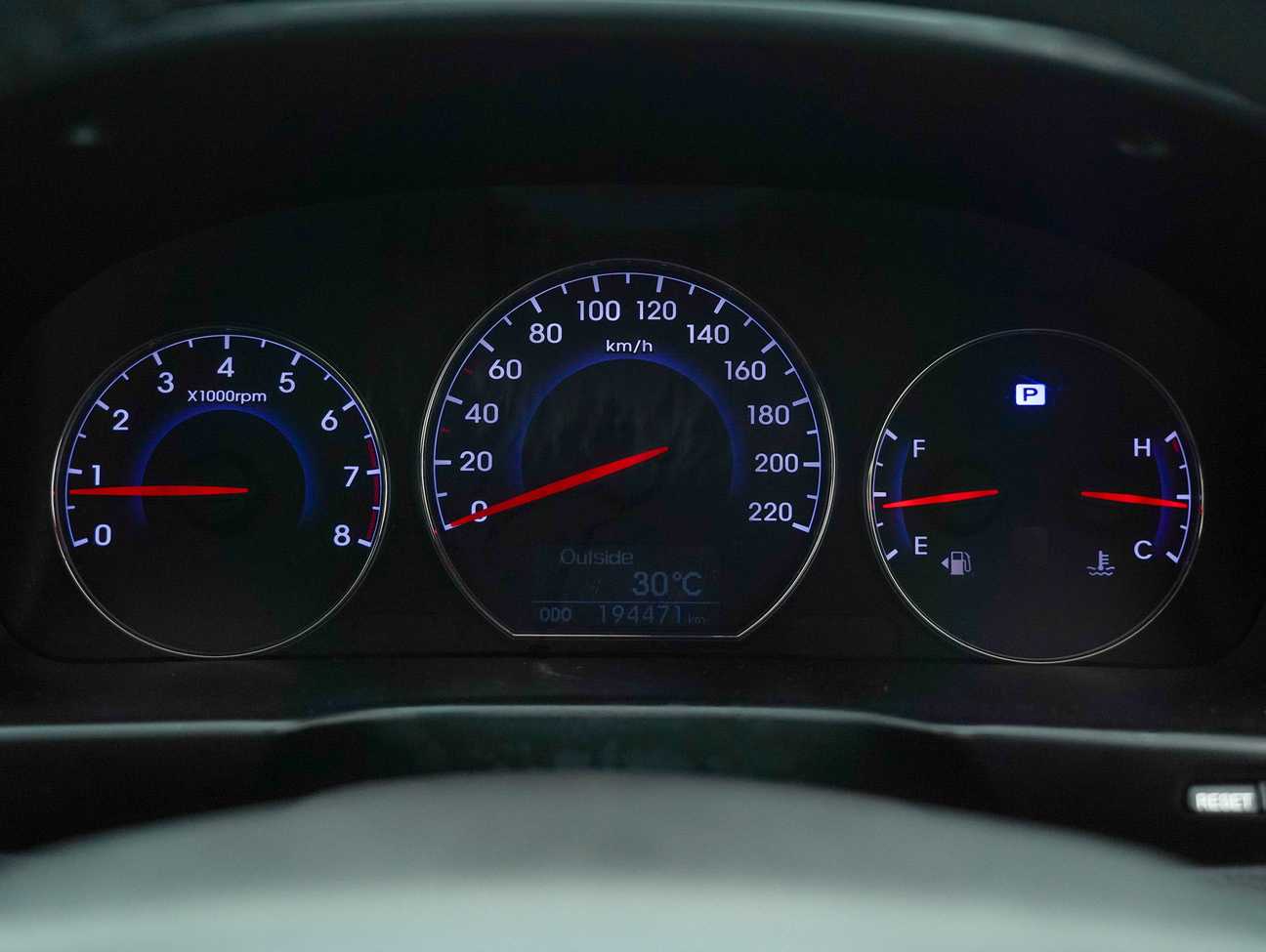 terpakai 2012 Inokom Santa Fe Premium 2.4