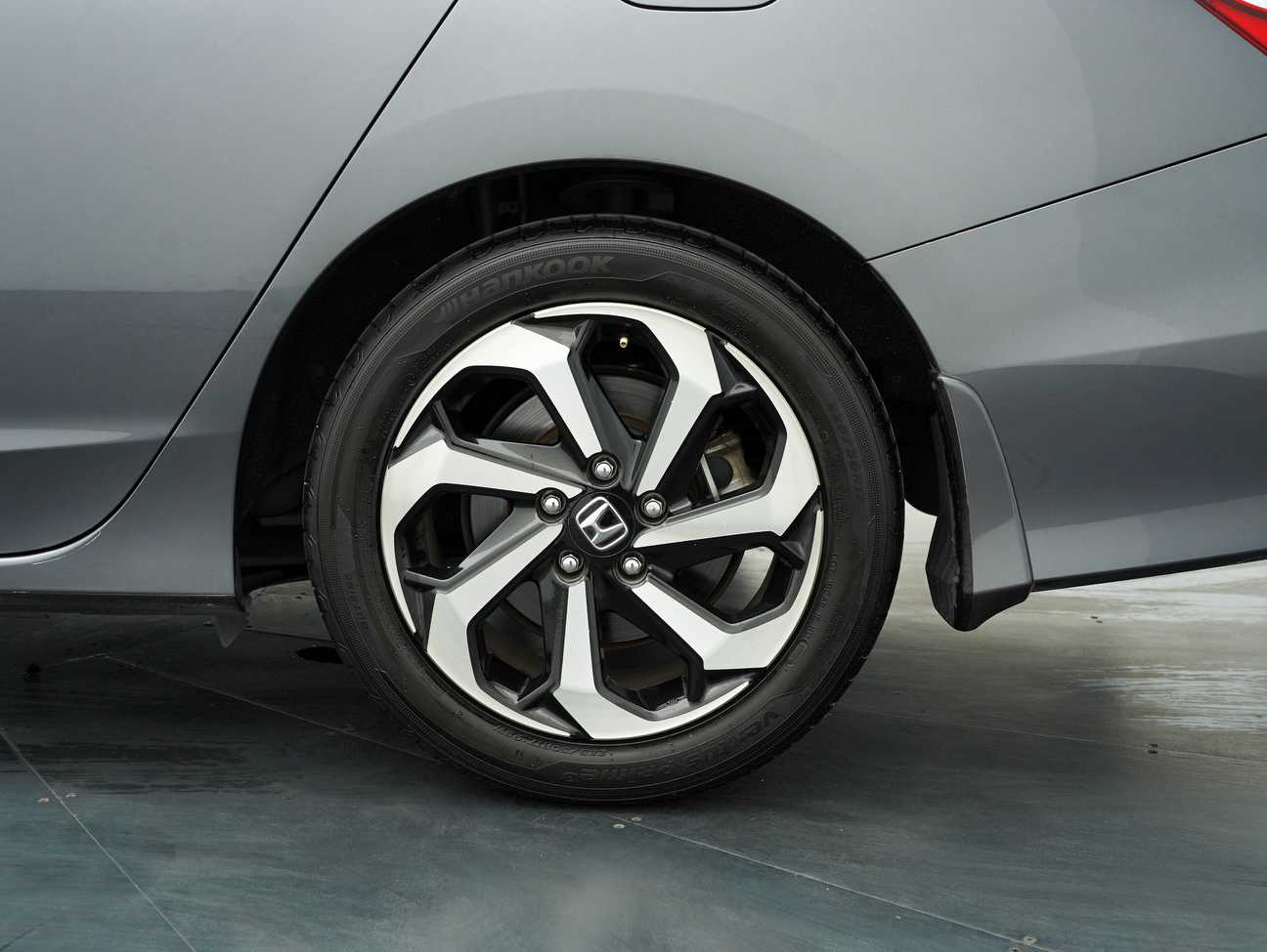 terpakai 2017 Honda ACCORD VTI-L 2.0