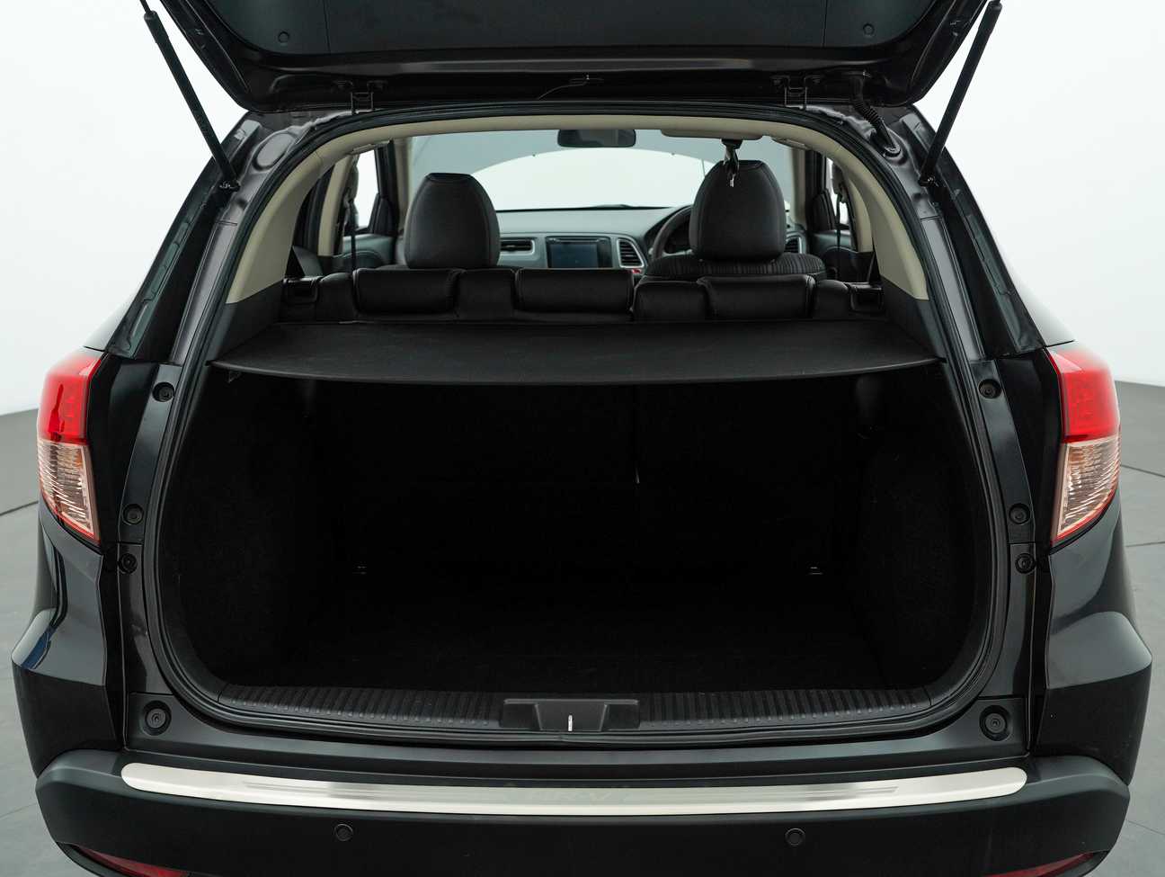 used 2015 Honda HR-V V 1.8