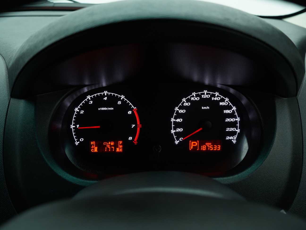 terpakai 2015 Proton Exora Premium 1.6