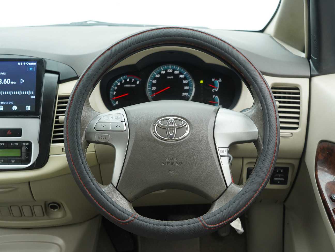 Buy used 2011 Toyota Innova G 2.0 – Carsome.my